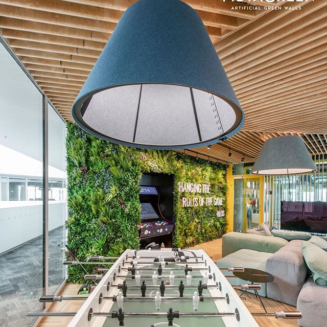 business-features-green-walls