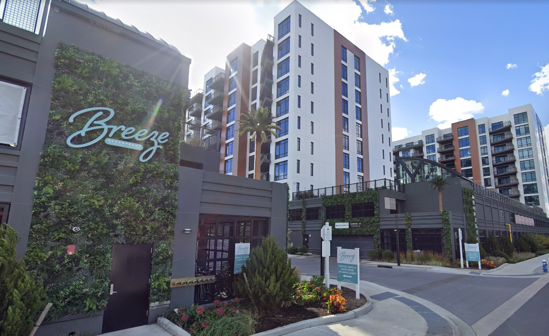 b2k-longbeach-breeze4