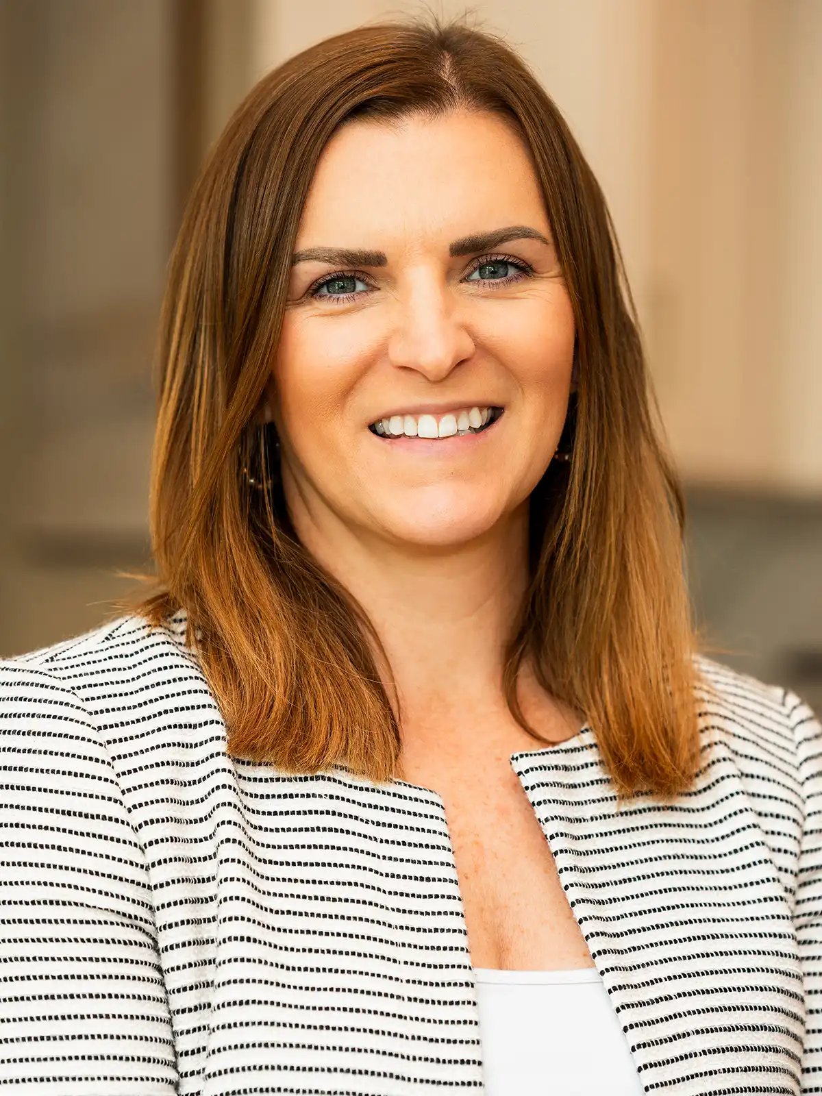 hannah-headshot