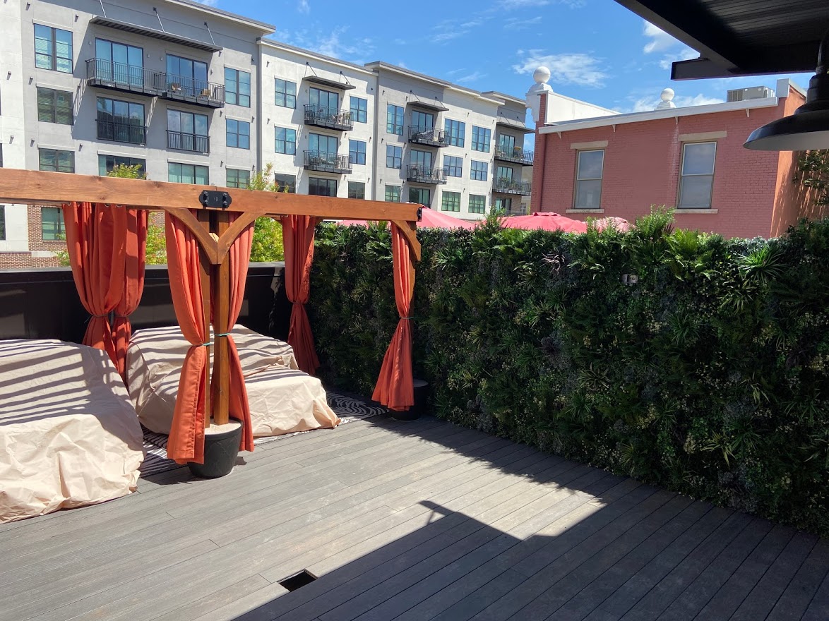 Huntsville, AL Instagram Green Wall at Stella's Elixar Lounge, Rooftop